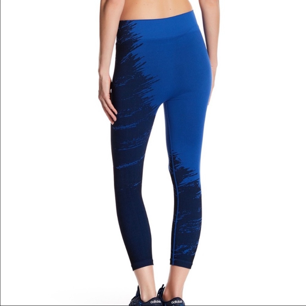Phat Buddha Cropped Blue & Black Leggings (Small)
